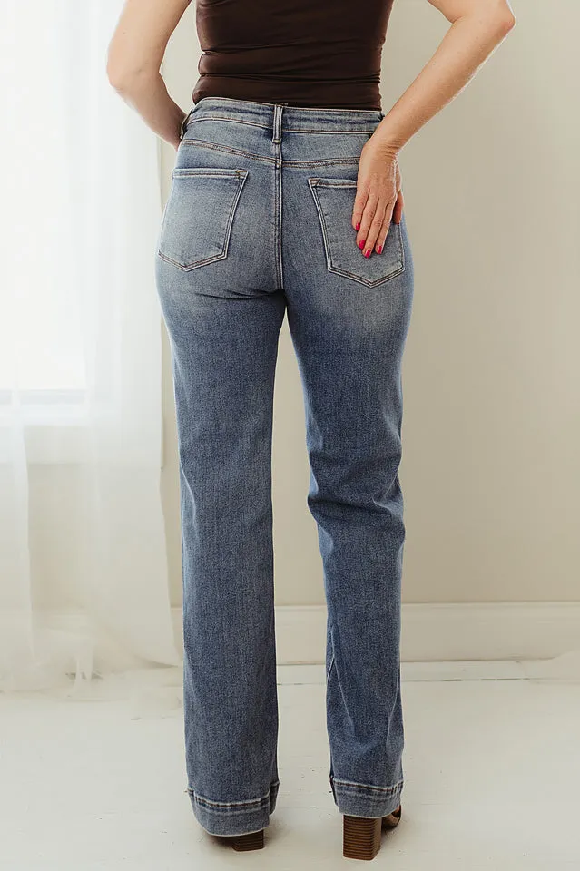 Evie Straight Jeans